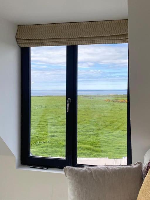 Luxury Holiday Rental With Sea Views On The Wild Atlantic Way ทราลี ภายนอก รูปภาพ
