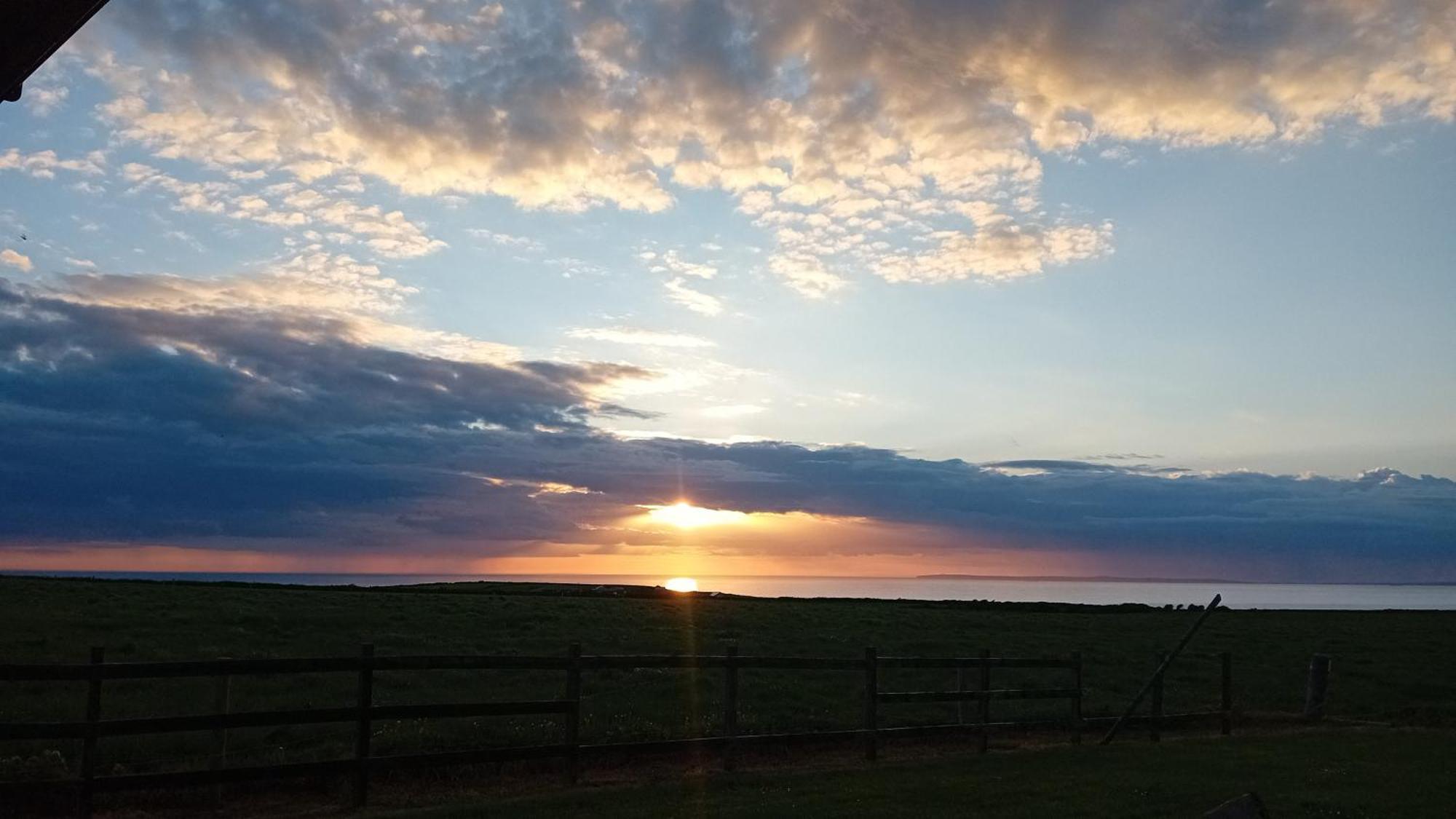 Luxury Holiday Rental With Sea Views On The Wild Atlantic Way ทราลี ภายนอก รูปภาพ
