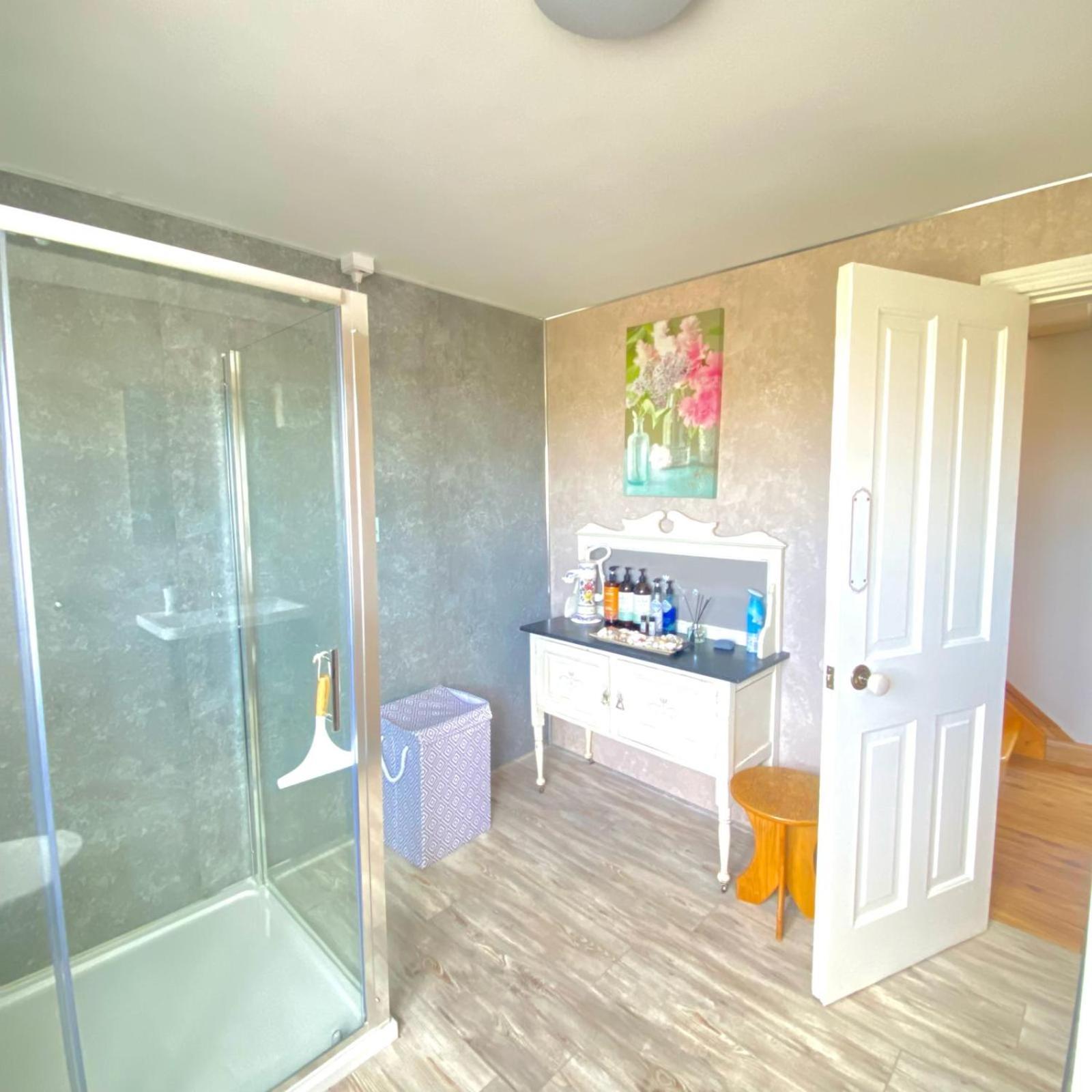 Luxury Holiday Rental With Sea Views On The Wild Atlantic Way ทราลี ภายนอก รูปภาพ