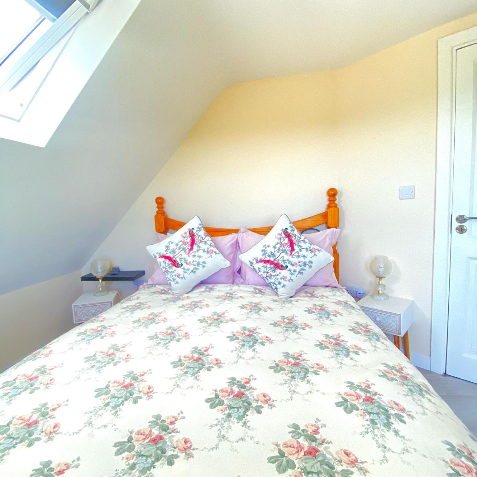 Luxury Holiday Rental With Sea Views On The Wild Atlantic Way ทราลี ภายนอก รูปภาพ